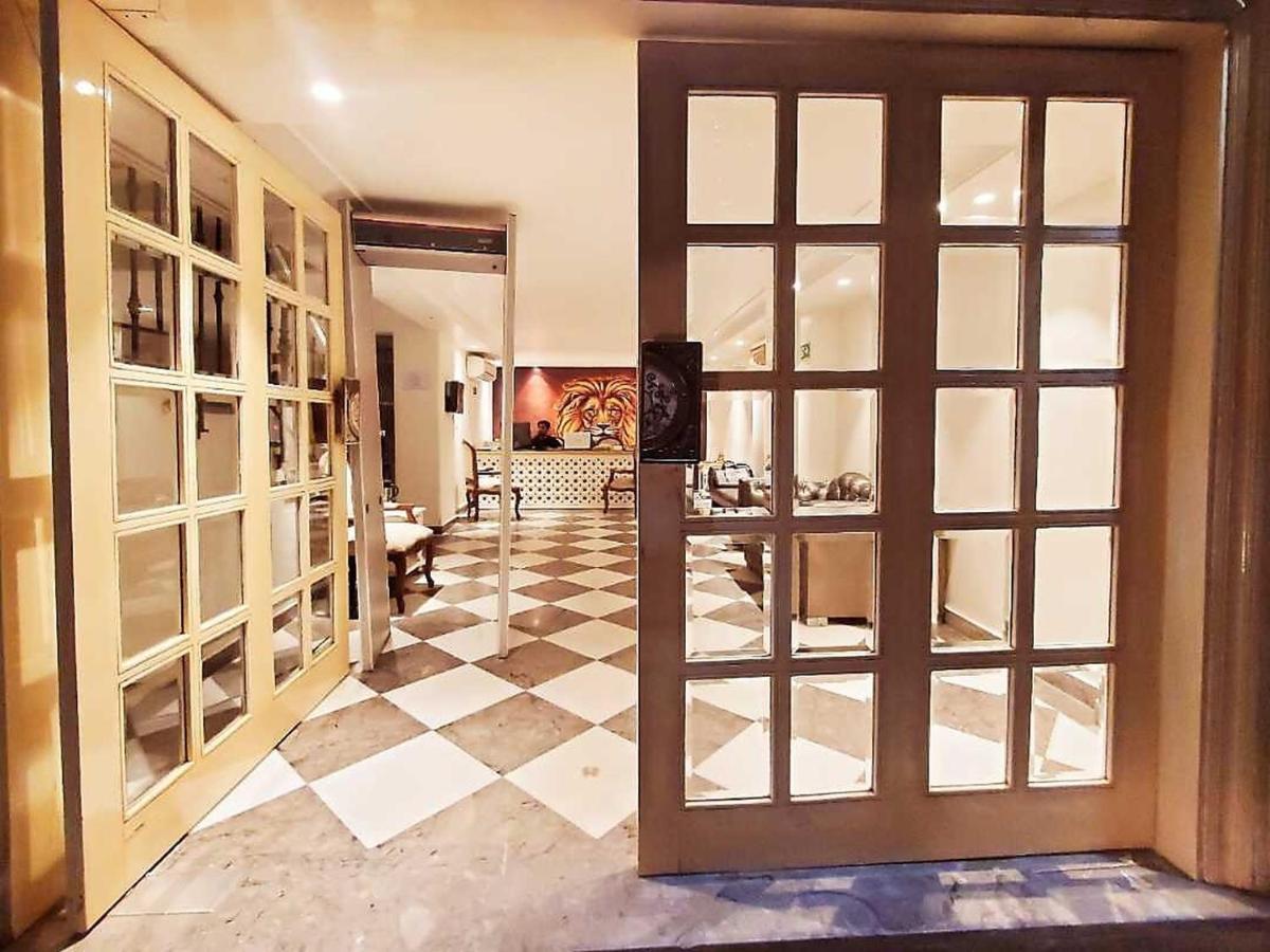 The Pinky Villa - Heritage Boutique Suites New Delhi Bagian luar foto