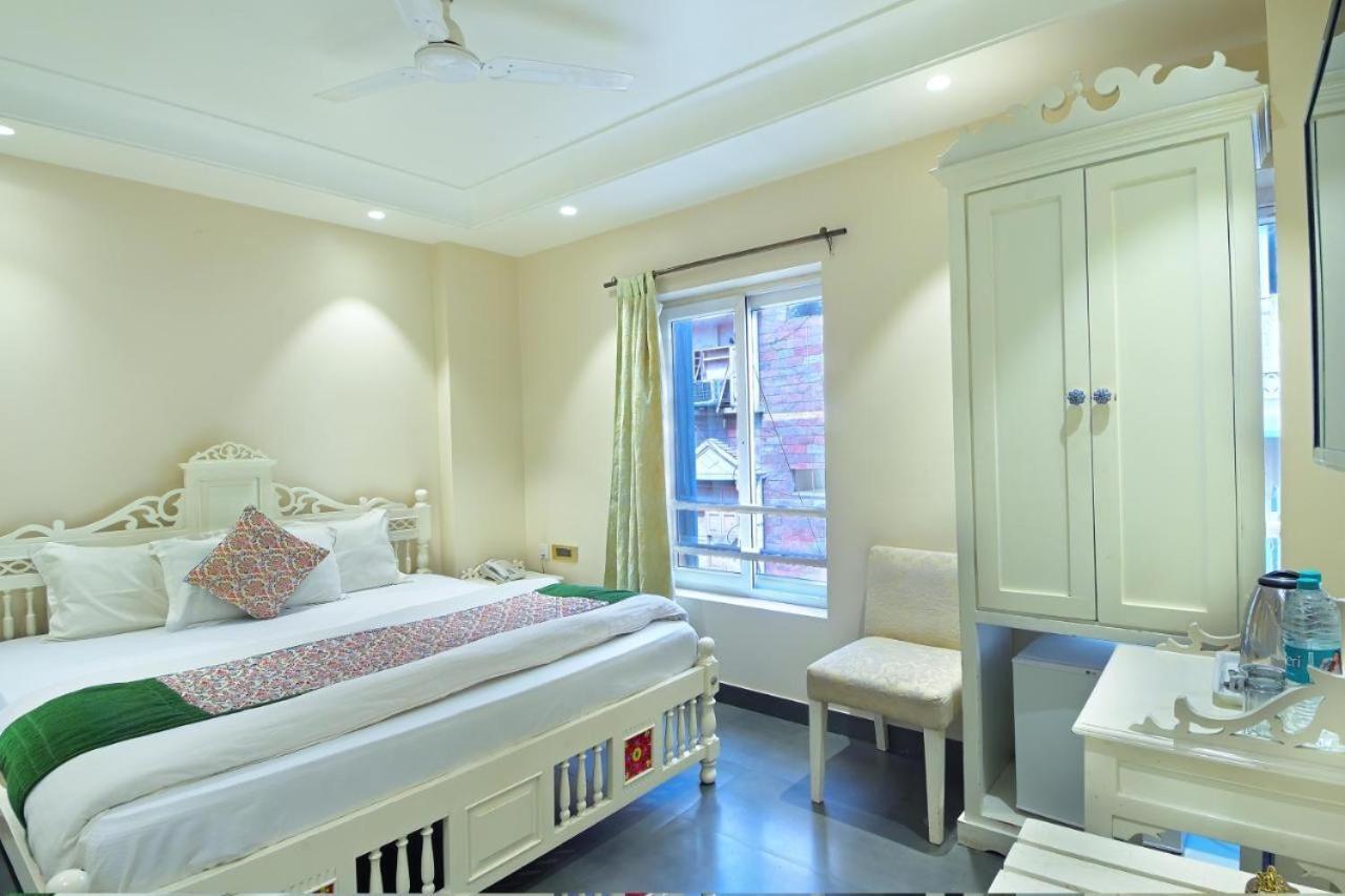 The Pinky Villa - Heritage Boutique Suites New Delhi Bagian luar foto