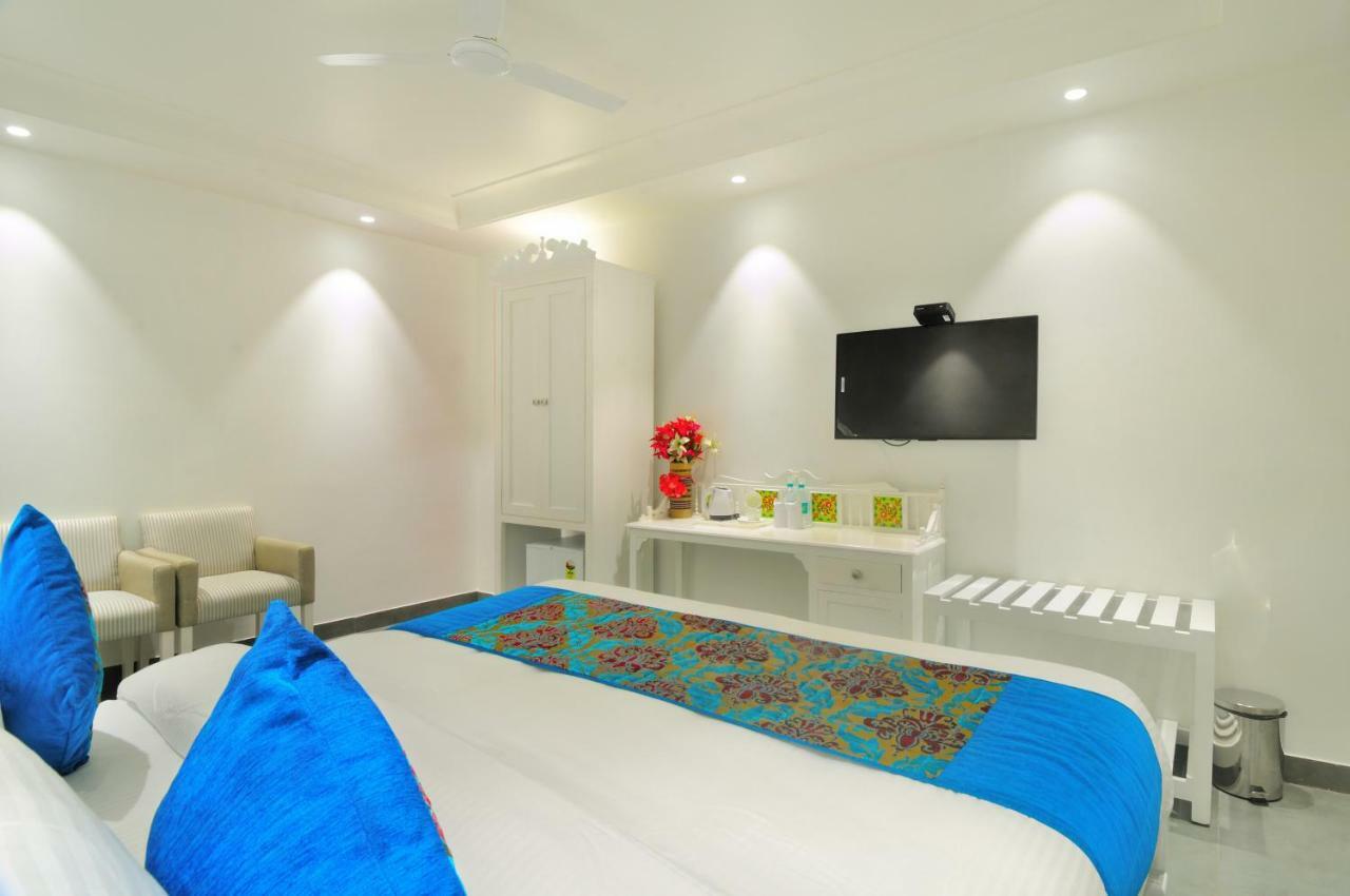 The Pinky Villa - Heritage Boutique Suites New Delhi Bagian luar foto